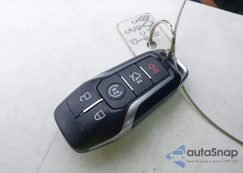 2016 Ford Fusion Titanium из США, поврежденный, VIN 3FA6P0D98GR355593